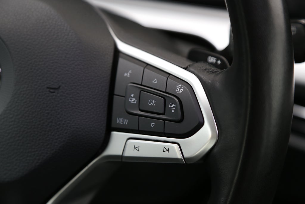 Volkswagen Golf 1,5 eTSI 131hk Aut Sportscombi 2022