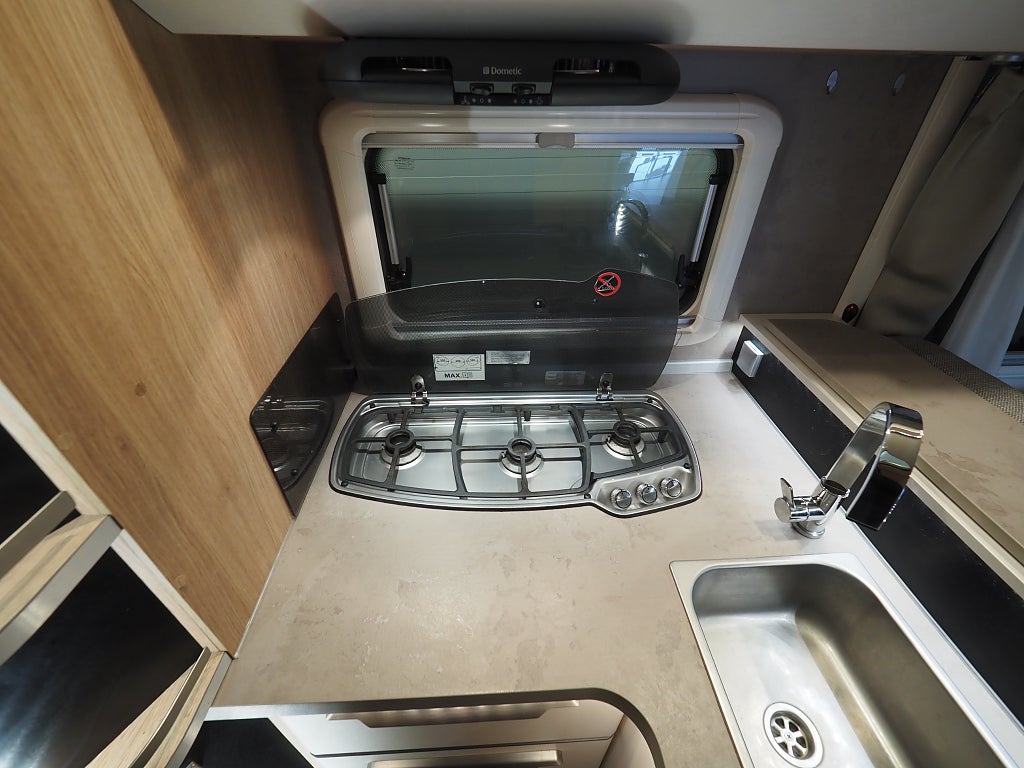 Knaus Sky I 700 LX Queenbädd Automat Markis Stort garage 3850kg 2018