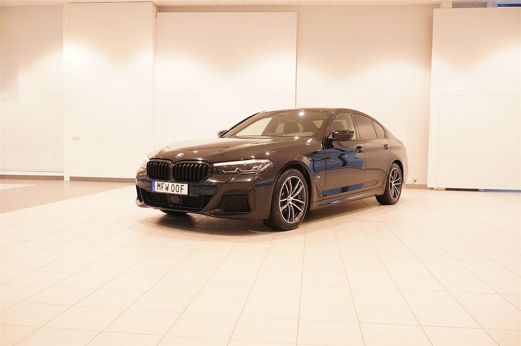 BMW 520 d xDrive Sedan M-Sport Fartpilot HiFi Keyless Värmare