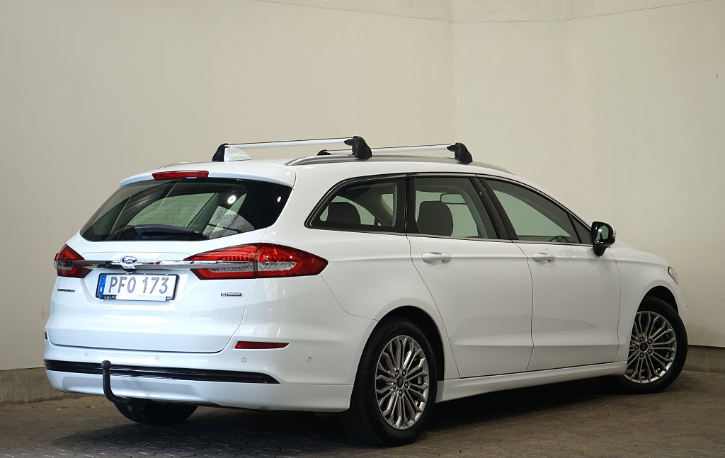 Ford Mondeo Kombi Hybrid E-CVT Titanium Carplay Drag 188hk