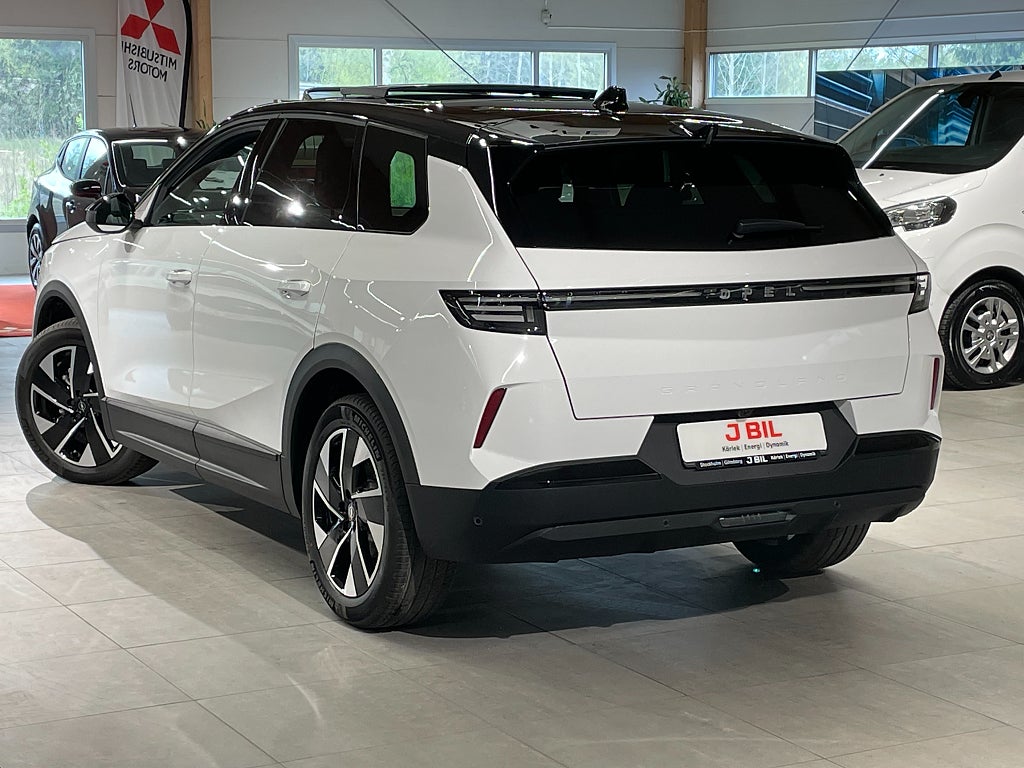 Bild på Opel Grandland GS Hybrid 136hk Aut - OMGÅENDE LEVERANS!