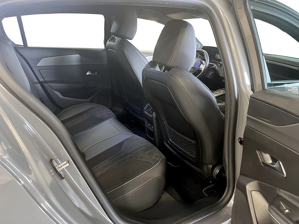 Bild på Peugeot 308 5D GT 1.2 PT 130hk Aut B-KAMERA CARPLAY