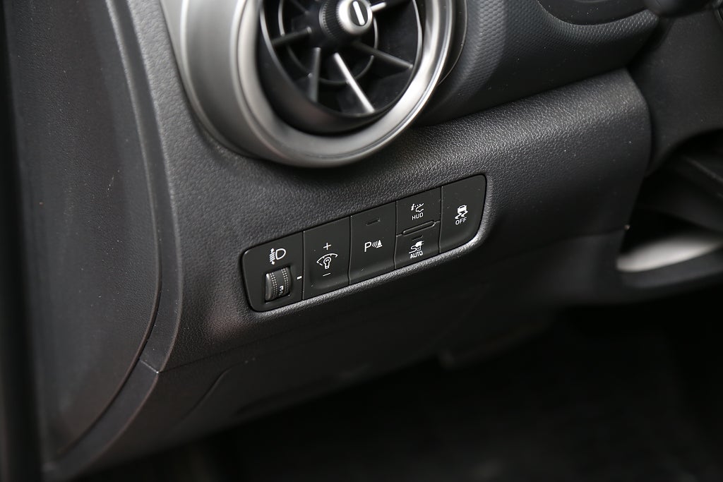 Hyundai Kona 64 kWh Advanced 204hk Skinn KRELL Head-up Två-tons Lack 2022