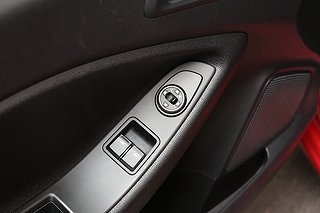 Halvkombi Hyundai i20 10 av 21