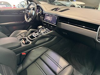 SUV Porsche Cayenne 5 av 14