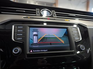 Kombi Volkswagen Passat 17 av 20