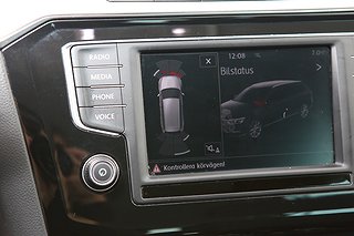 Kombi Volkswagen Passat 18 av 24
