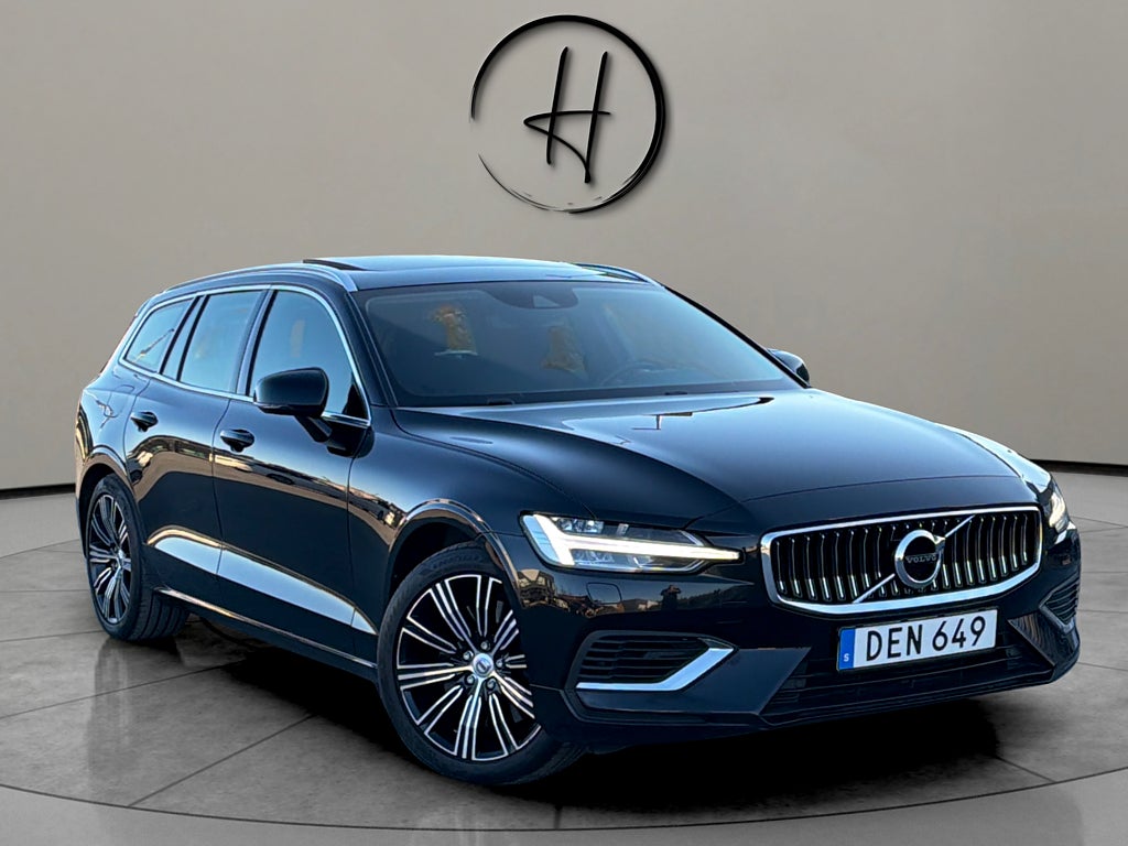 Volvo V60 Recharge T6 AWD panoramatak Inscription Exp *SE-UTR
