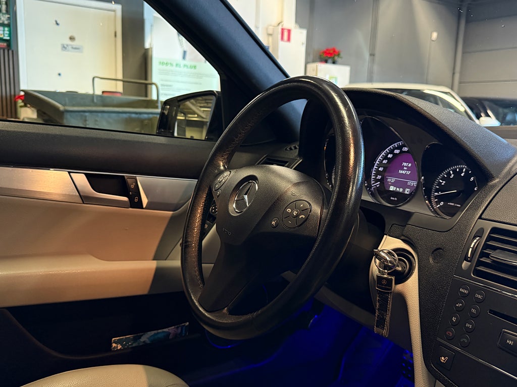 Mercedes-Benz C200 2009 - miniatyr 20