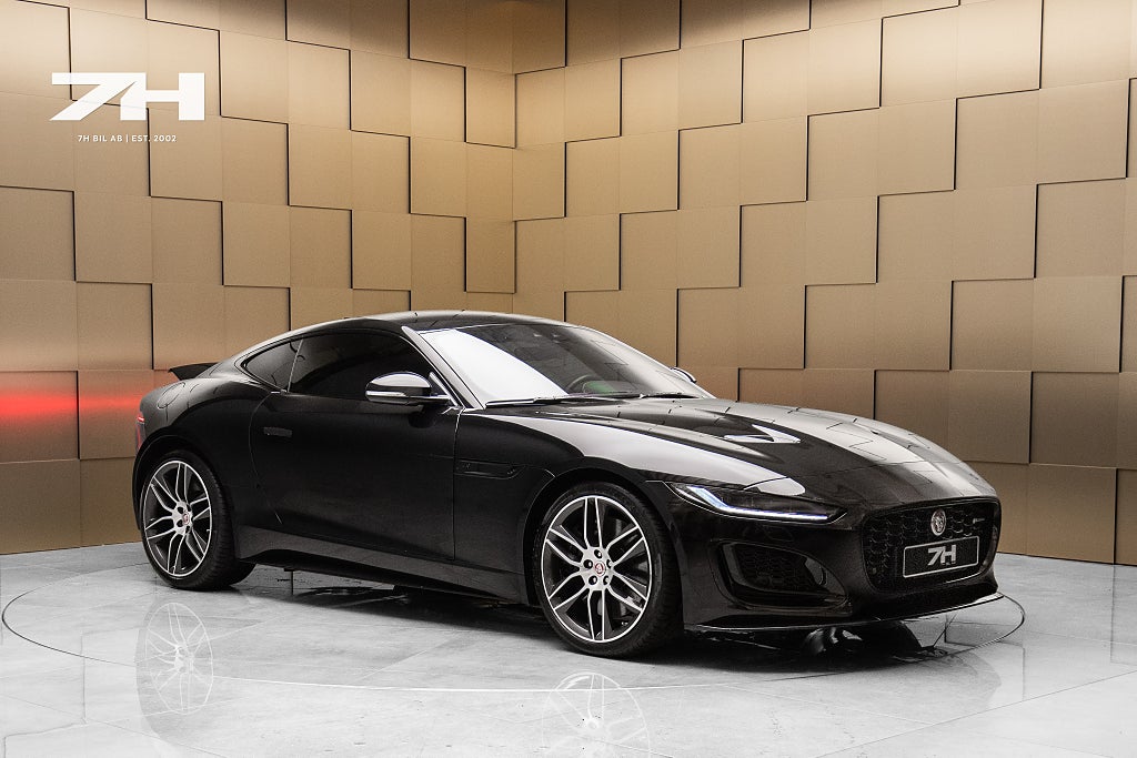 Jaguar F-TYPE 5.0 V8 R-Dynamic Black Pack Meridian Ventiler. Stolar