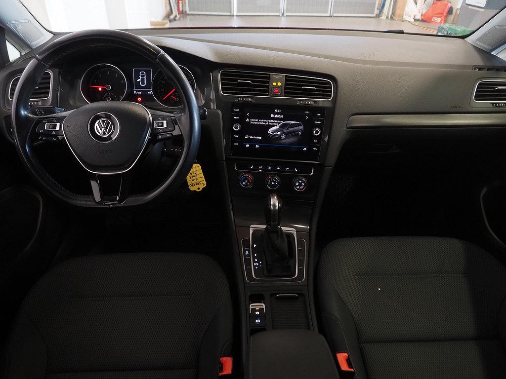 Volkswagen Golf SC 1.0 TSI 110hk | Backkamera | M&K | 2018