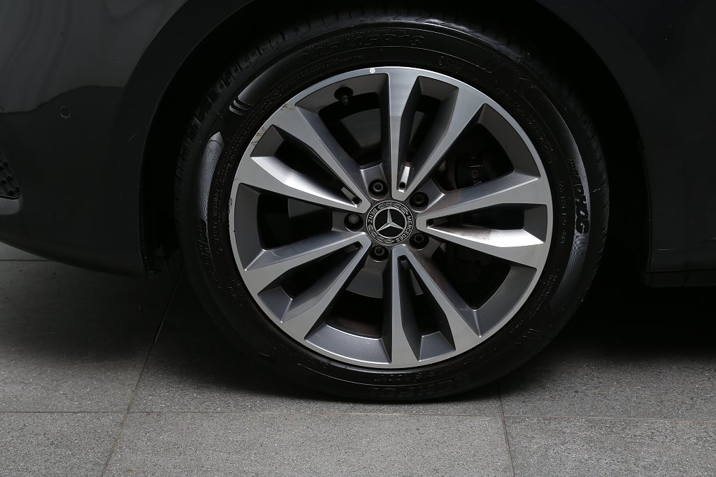 Mercedes-Benz V 220d 3.1t 9G-Tronic 163hk I 360°-kamera I Drag I 7-sits 2019