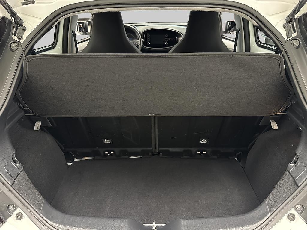 Toyota Aygo 2023 - miniatyr 11