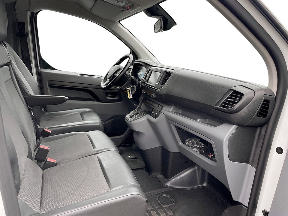 Bild på Peugeot e-Expert PRO 136hk Aut L1 - BACKSENSORER