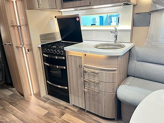 Husvagn, 1-axl Kabe ROYAL 600 GLE KS 14 av 24