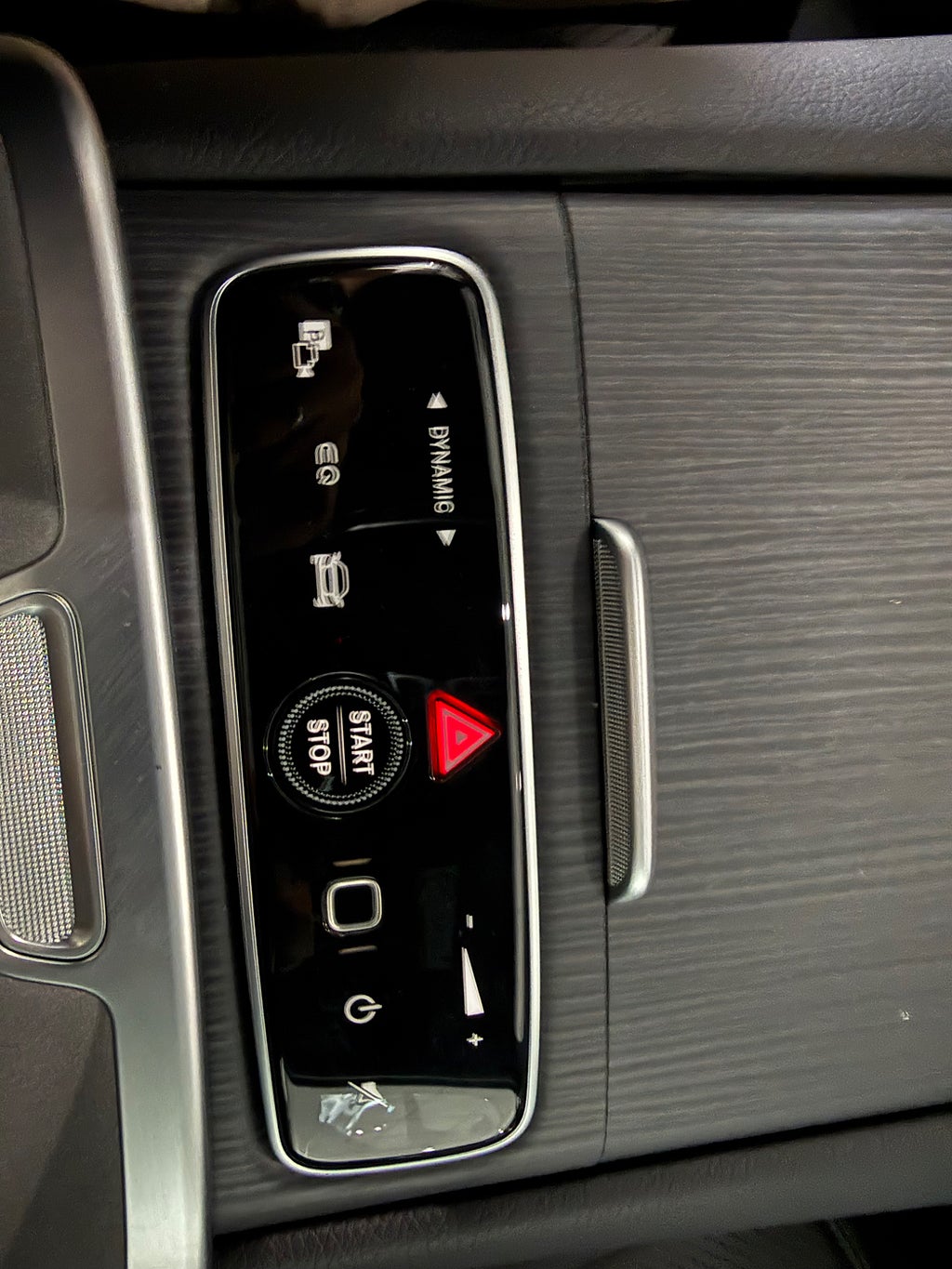 Mercedes-Benz EQS SUV 500 4MATIC AMG Premium Plus Hyperscreen Drag - bild 19