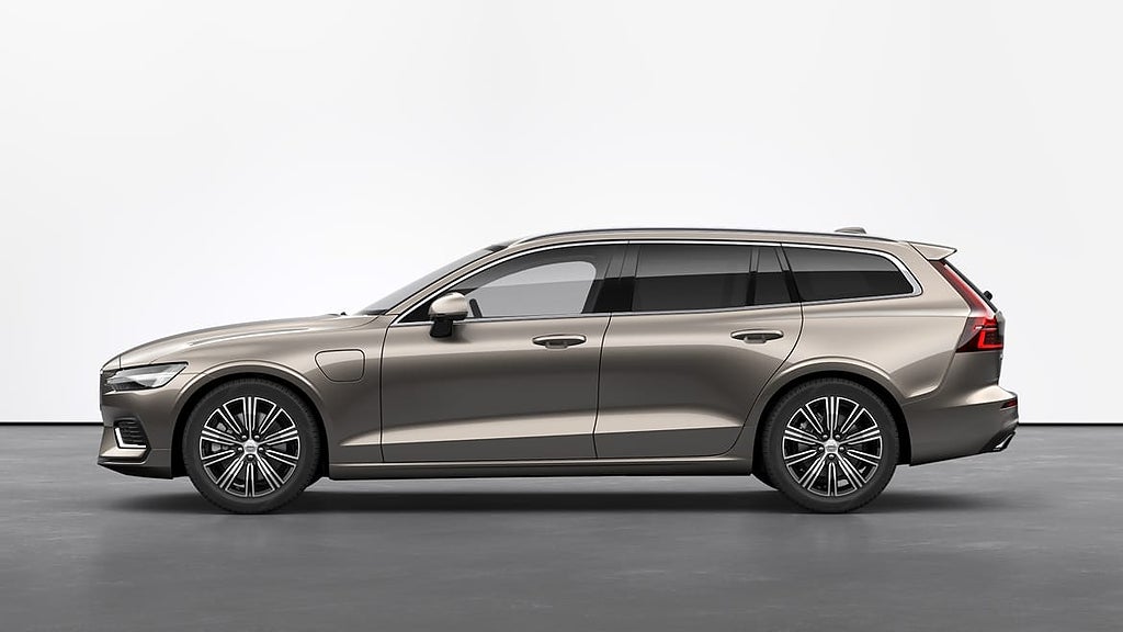 Volvo V60 Recharge T6 Inscription Expression