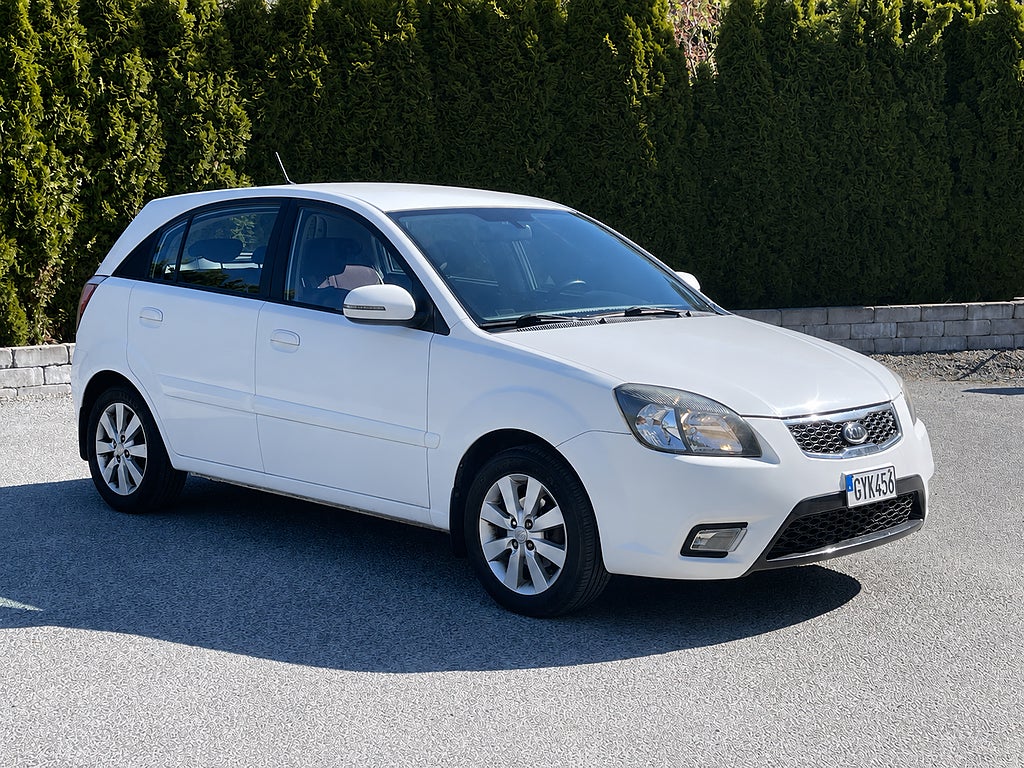 Kia Rio 1.4 Manuell, nybesiktad, 97hk, 2010