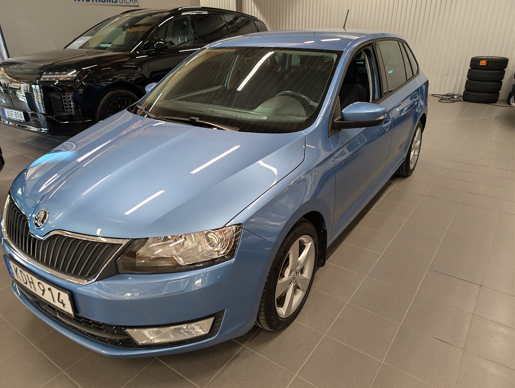 Skoda Rapid Spaceback 1.6 TDI Vinterhjul
