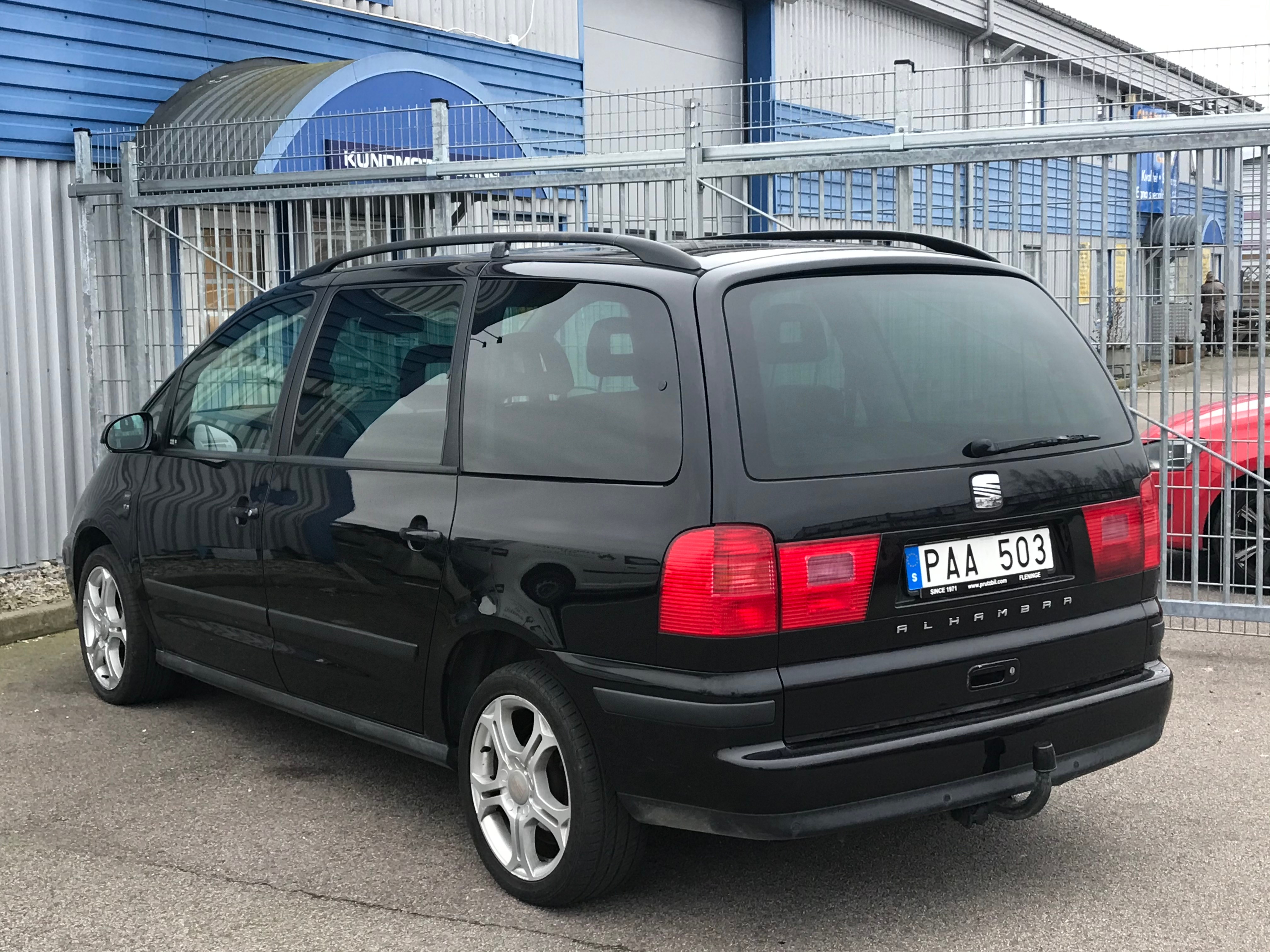 Seat Alhambra 2010, photo 4/36