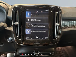 Volvo XC40 Recharge T4 DCT R-Design H&K/Skinn/MOMS/Kamera/Ad.Fhåll – bild 11
