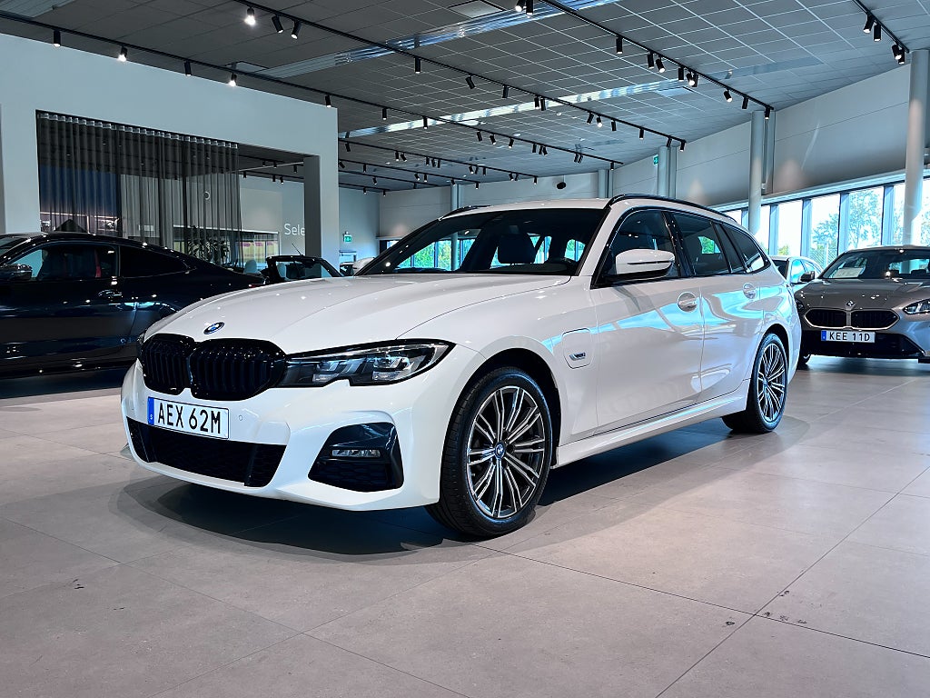BMW 330e xDrive Touring M Sport