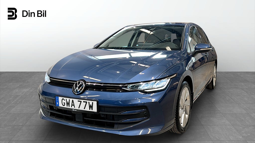 Volkswagen Golf eTSI150 DSG Life Backkamera/P-värmare