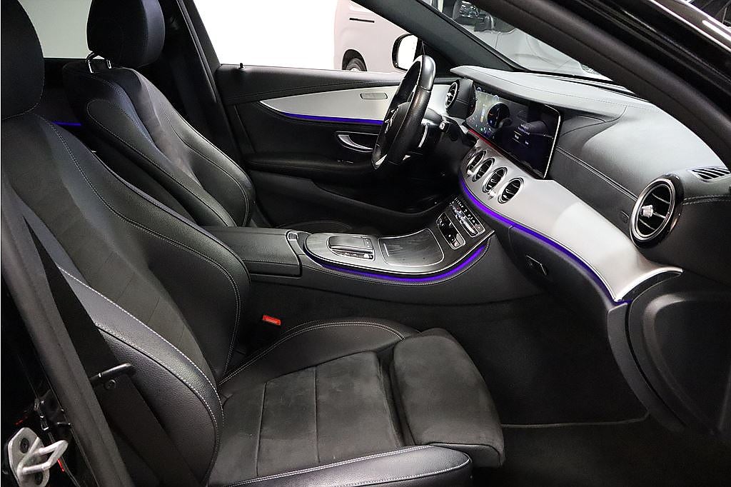 Bild på Mercedes-Benz E 300de AMG Line T 4MATIC 306hk - DRAG, WIDESCREEN