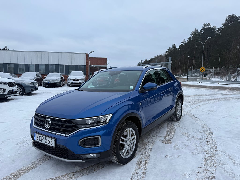 Volkswagen T-Roc 1.0 TSI 116hk 12300 mil M-Värmare Dragkrok Välvårdad