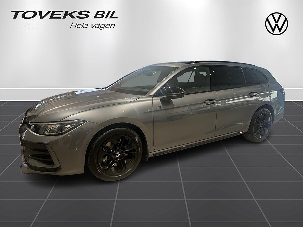 Volkswagen Passat 2.0 TDI DSG7 4M R-LINE Drag/Värmare/Headup