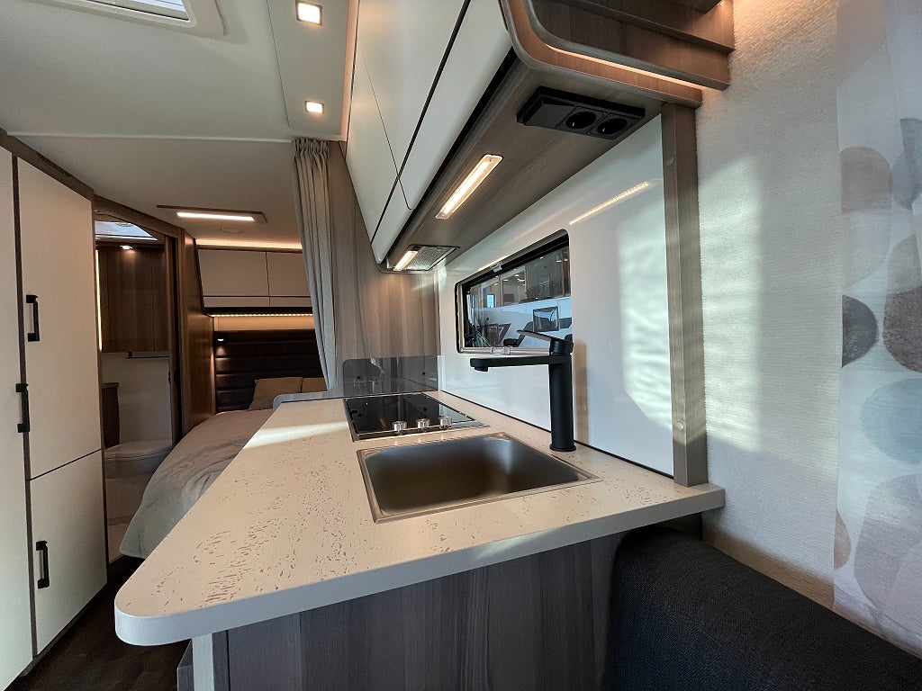 Kabe Estate 470 XL / ALDE / Resevagn / Året runt standard /  - Kabe