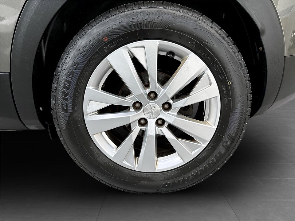 Bild på Peugeot 3008 Active 1.6 BHDi 120hk P-SENSORER DRAG