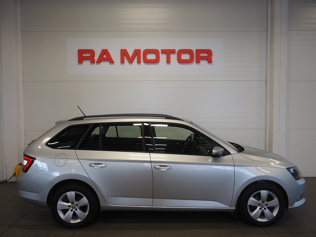 Skoda Fabia Kombi 1.4 TDI 90hk Style | Drag | Motorvärmare | 2016