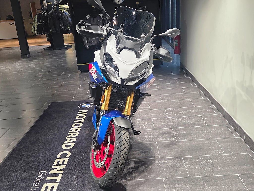 BMW F900XR/Räntekampanj 3,45%/Comfort-pack