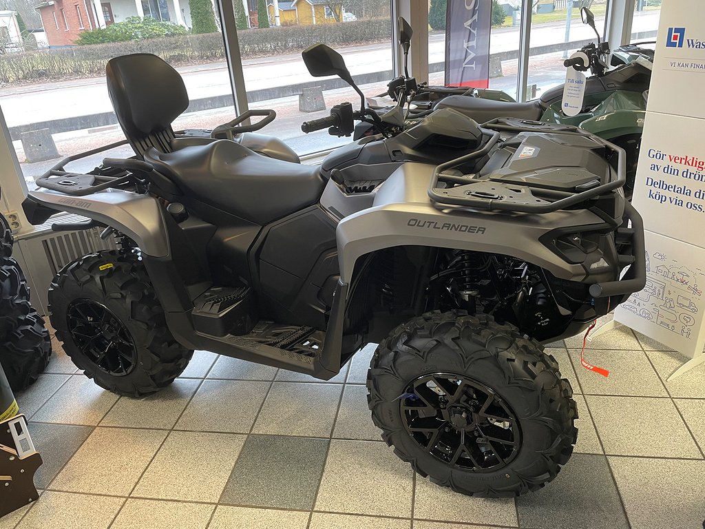 Can-Am XT T 700 MAX 