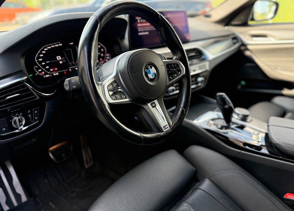 BMW 520d xDrive Sedan Steptronic M Sport Euro 6
