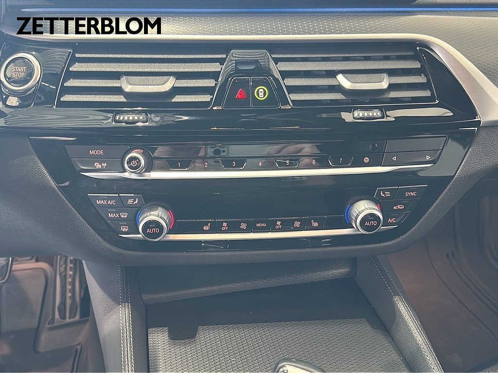 Kombi BMW 530e 16 av 16