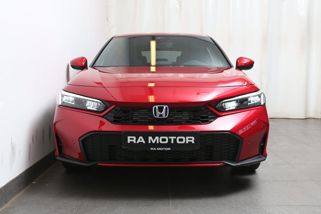 Honda Civic FACELIFT | Elegance | FullHybrid 184Hk 2026