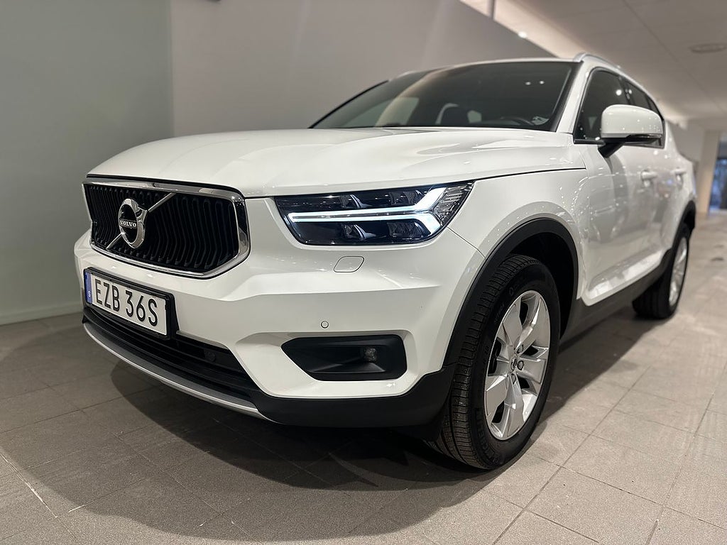 Volvo XC40 T2 FWD Momentum Advanced, Dragkrok