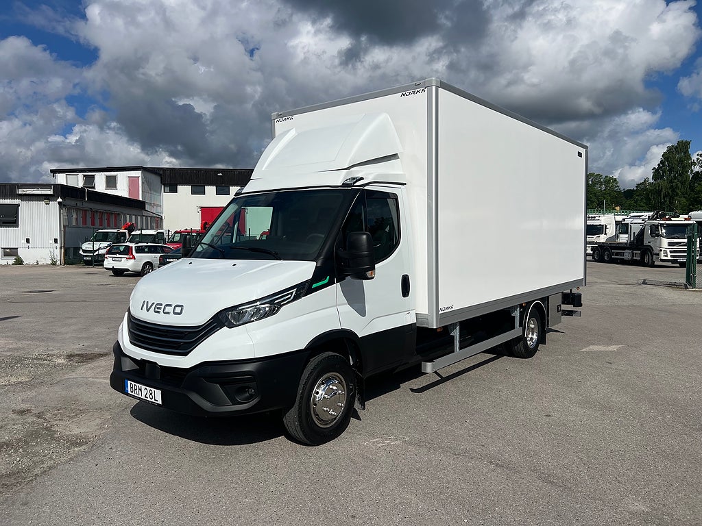 Iveco Daily 72C14G A8 CNG Skåpbil med Z-Lift