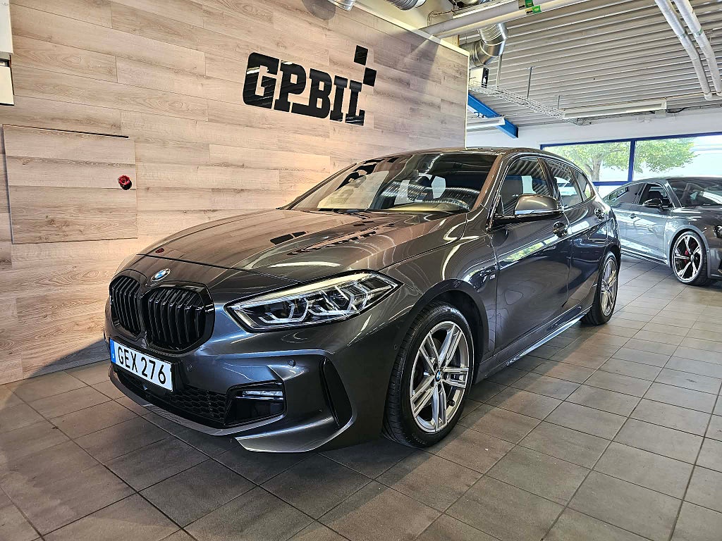 BMW 118I Steptronic M Sport | Cockpit | Drag