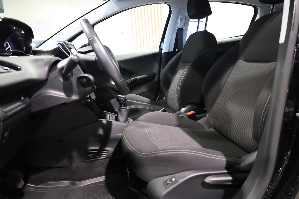 Peugeot 208 1,2 PureTech 82hk 5D Blåtand K-rems bytt 2018