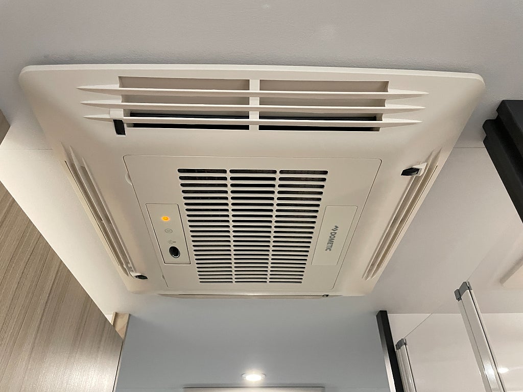 Sun Living A 75 SL / B-körkort / AC-Bodel / 5bältad / 900mil / El-patron / - Sun Living