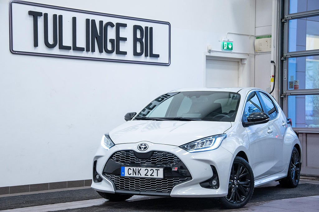 Toyota Yaris Hybrid 116HK GR Sport JBL HuD Värm B-Kamera Navi 4.99% 