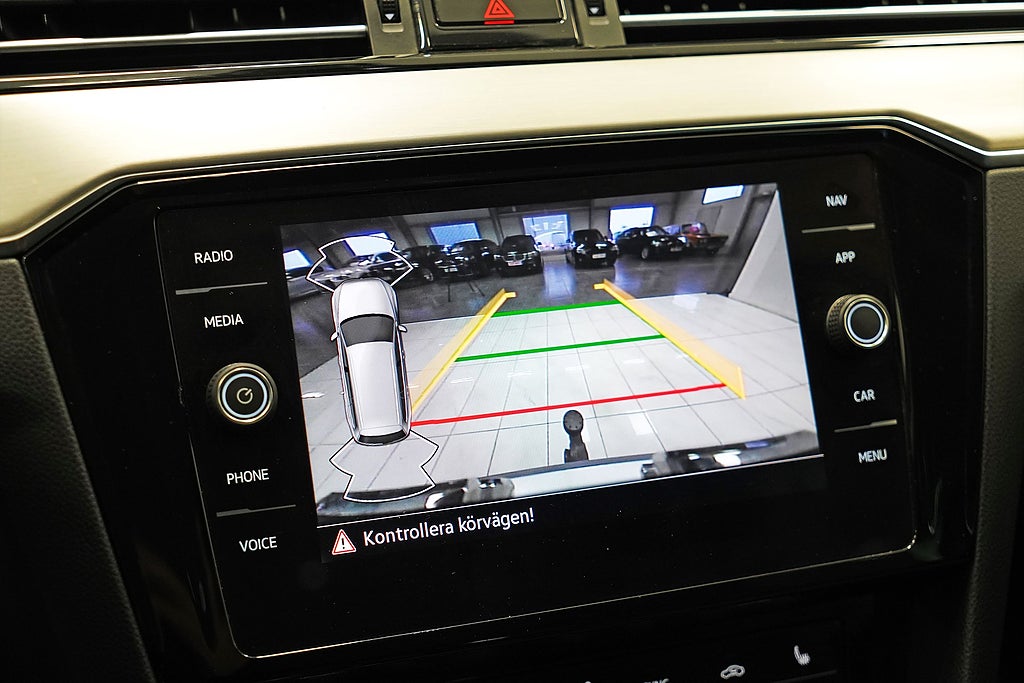 Volkswagen Passat Alltrack 2022 - miniatyr 9