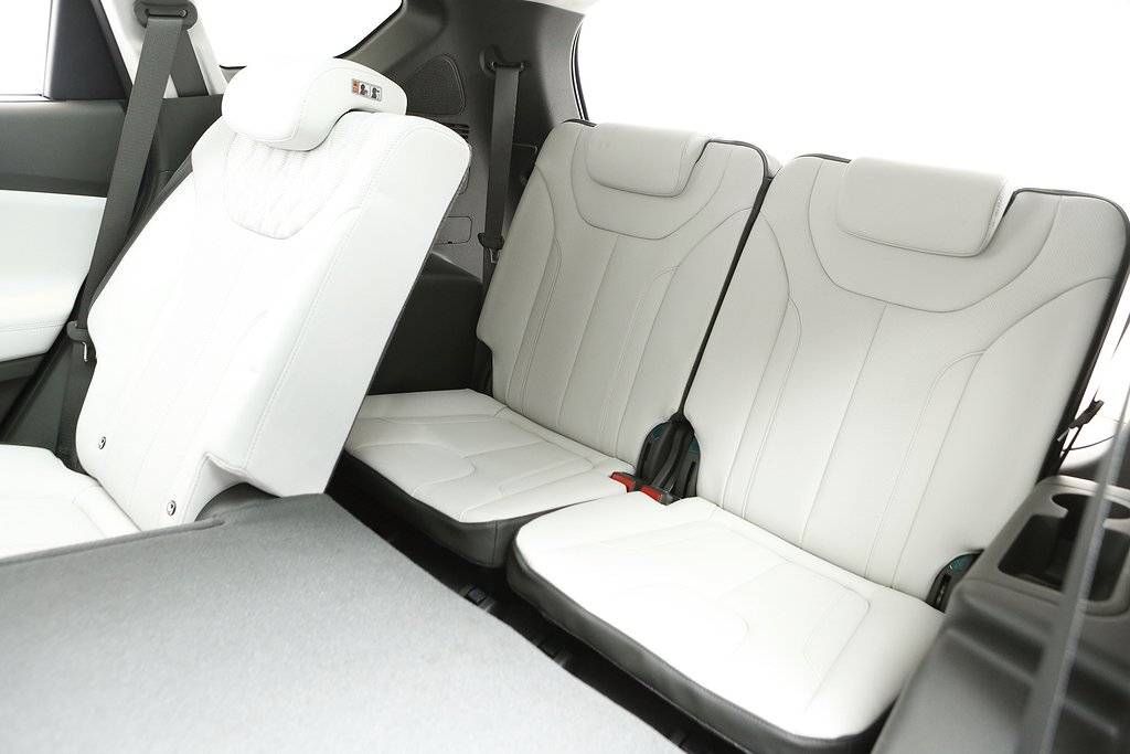 Hyundai Santa Fe Plug-in Hybrid 4WD Advanced Luxury Pack 2023