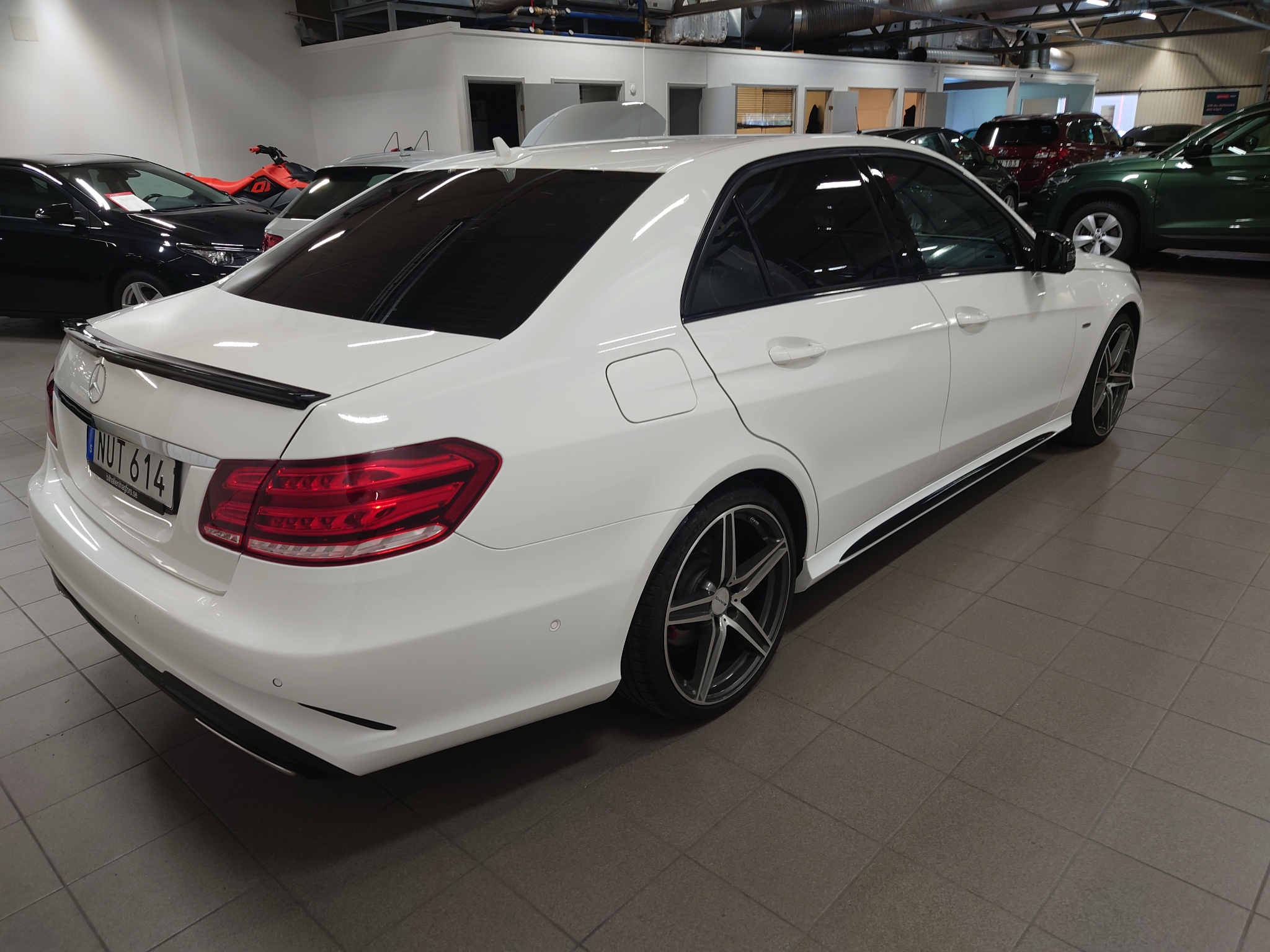 Mercedes-Benz E 2016, bild 7/28