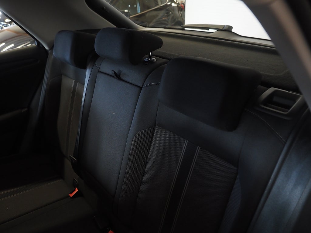 Volkswagen T-Roc 1.0 TSI 116hk Dragkrok Backkamera 2020