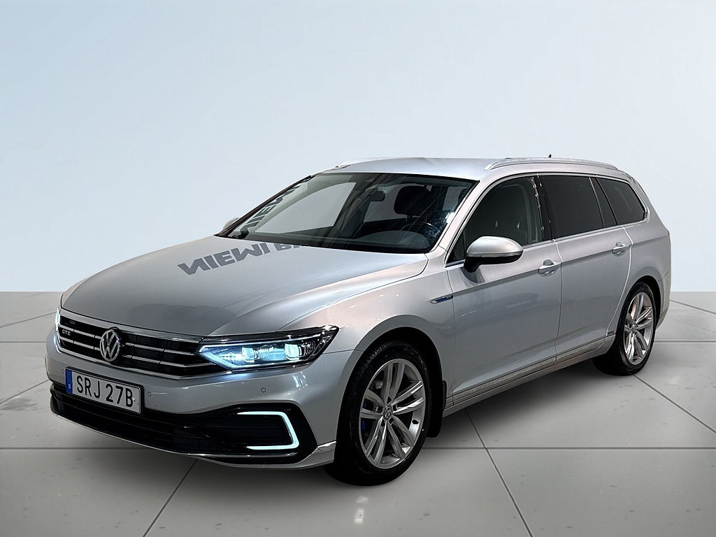 Volkswagen Passat Sportscombi GTE 1.4 TSI Drag Pvärm Kamera SoV