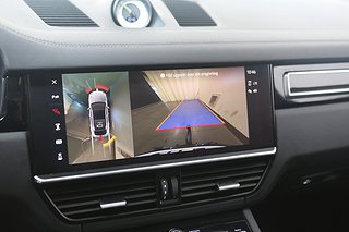 SUV Porsche Cayenne 28 av 32
